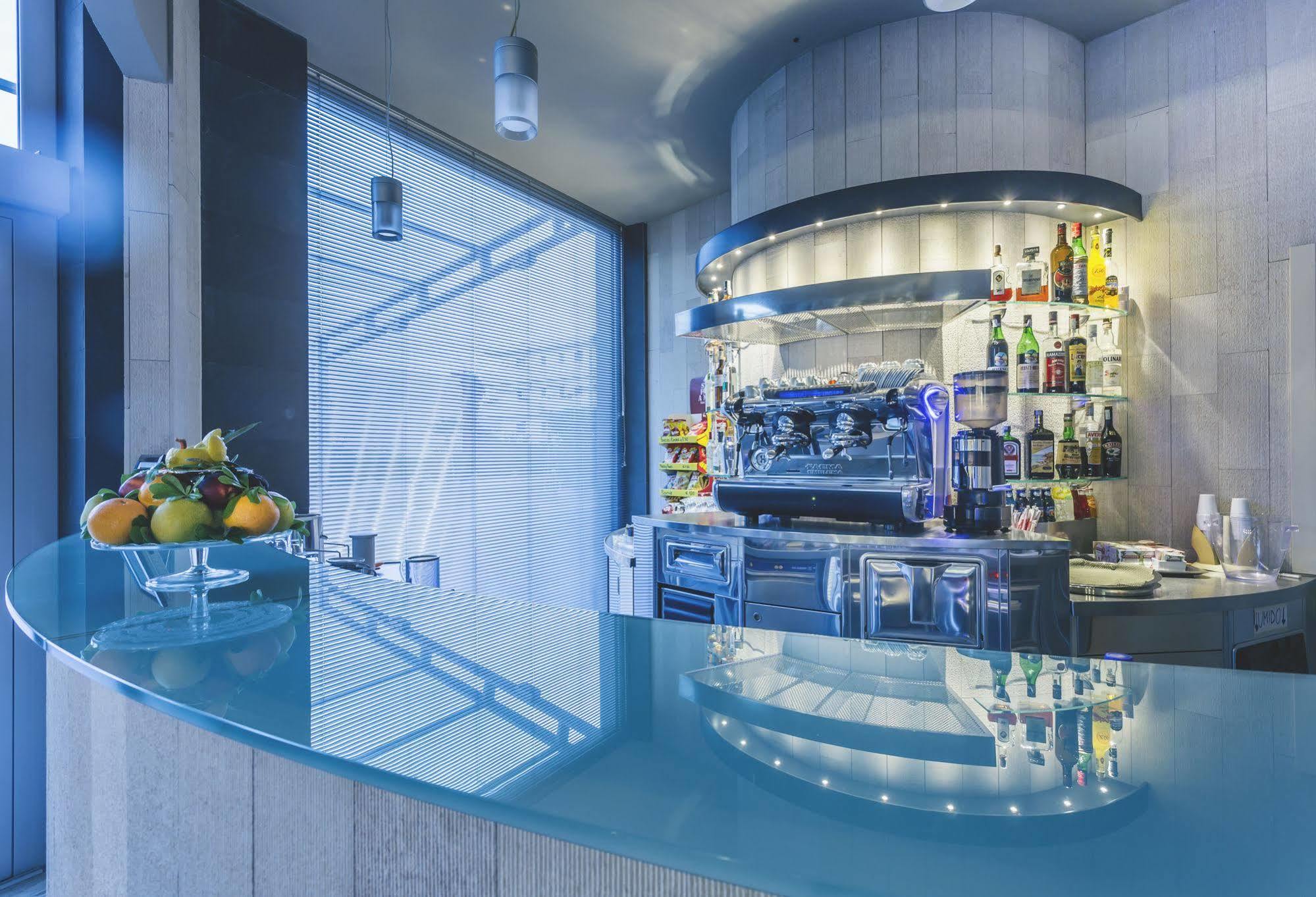 普林奇皮公寓酒店 瓦斯托 外观 照片